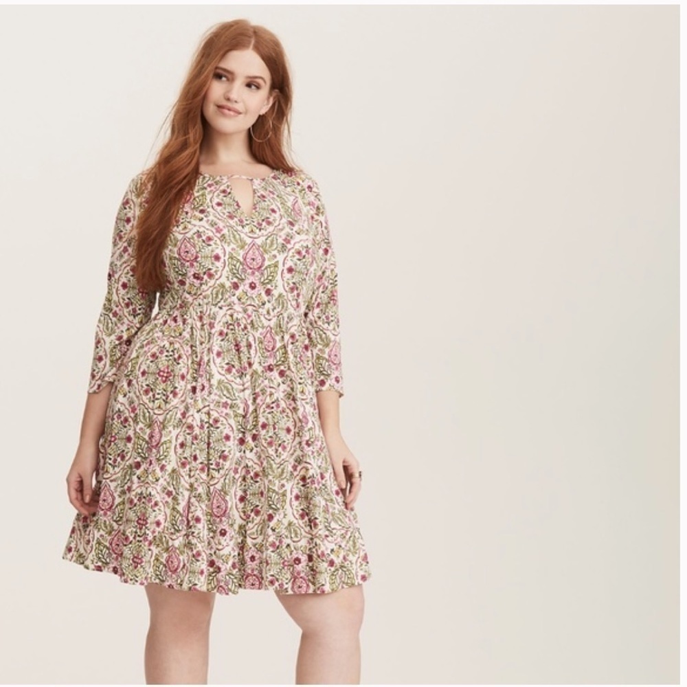 Torrid 2 IVORY FLORAL PRINT CHALLIS SKATER DRESS
